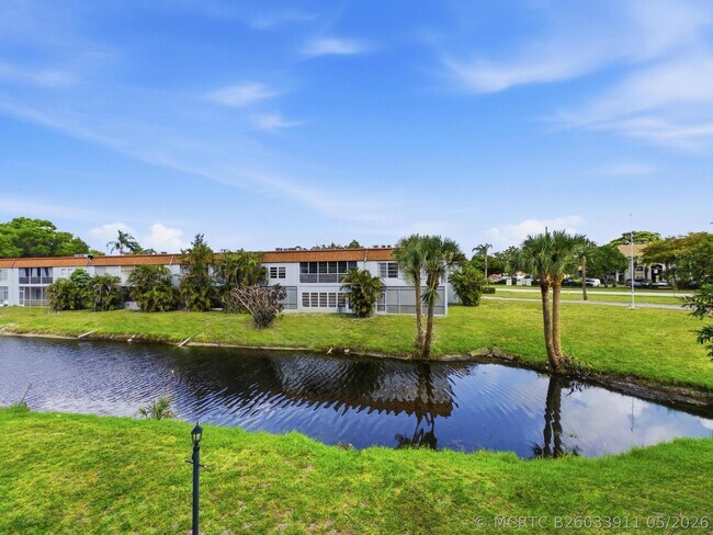 Photo - 6289 Lear Dr Unit 206