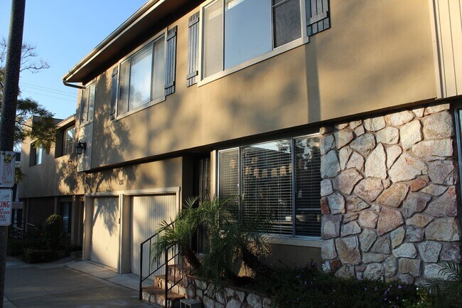 231 Grand Ave Unit 5