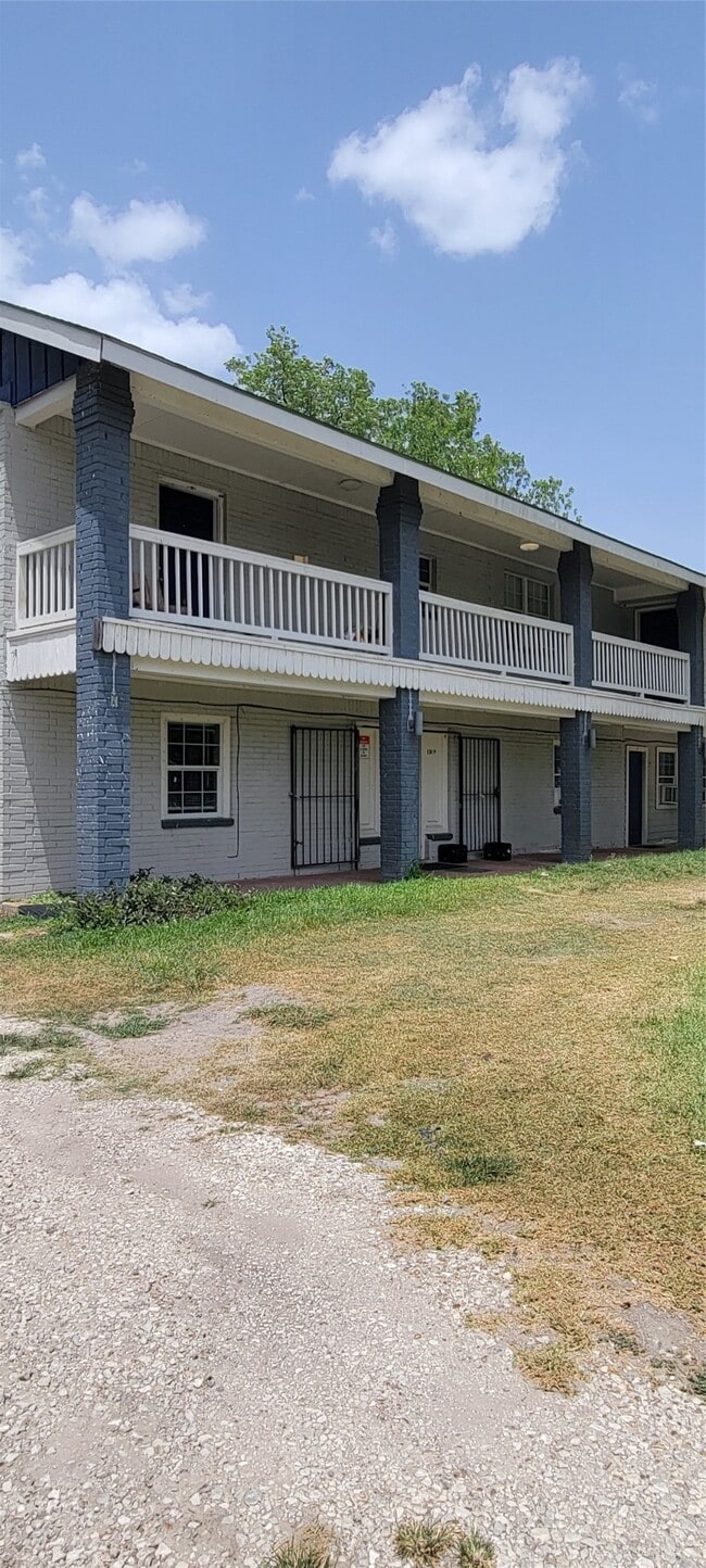 Photo - 5301 Collingsworth St Unit 10