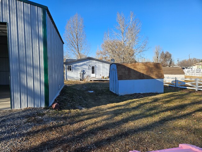 Photo - 413 W Front St