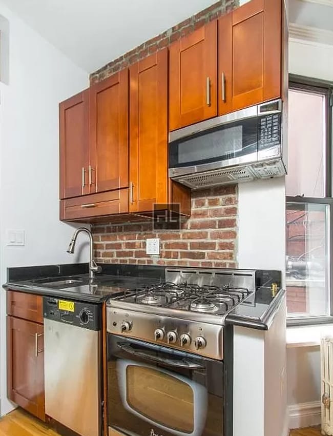 Photo - Mott Street Unidad 23