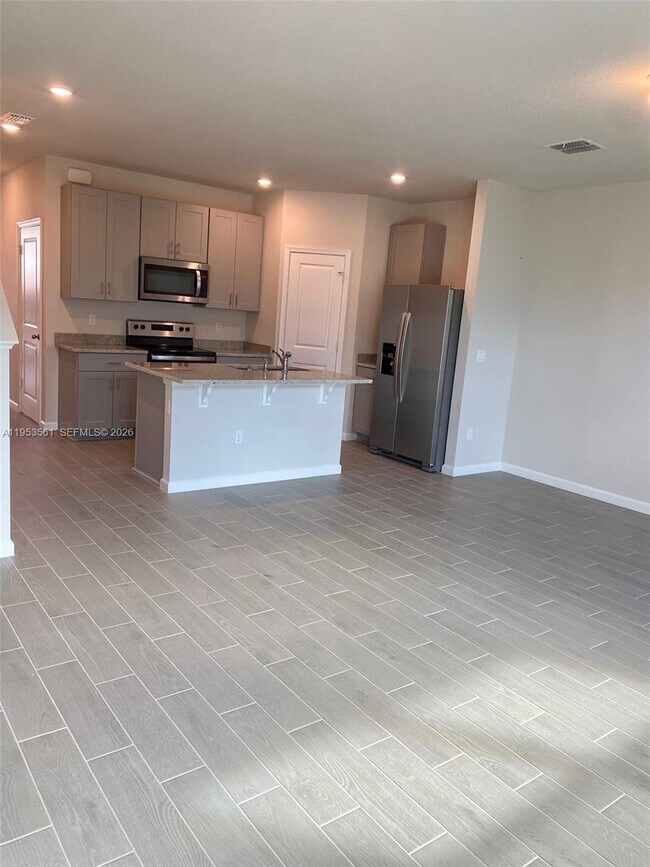 Photo - 5629 Mentmore Dr