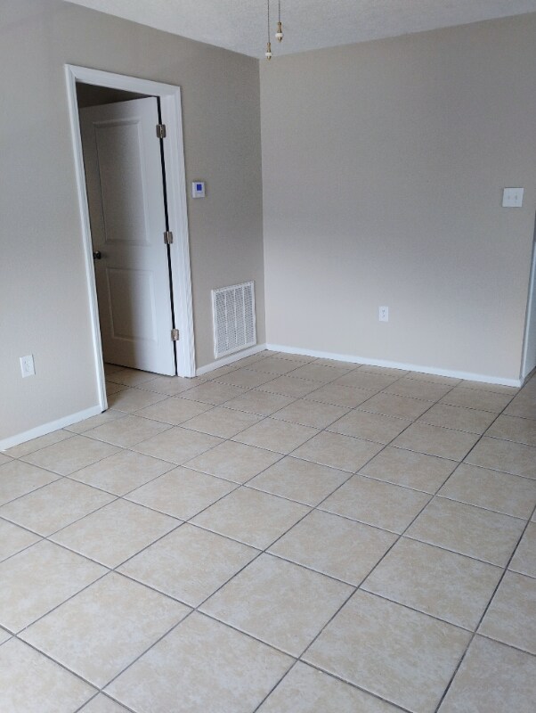 Photo - 1120 W Shilo Dr Unit D