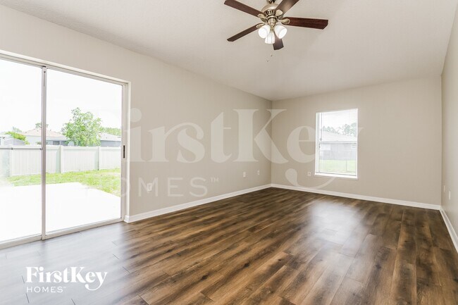 Photo - 817 Grantham Dr