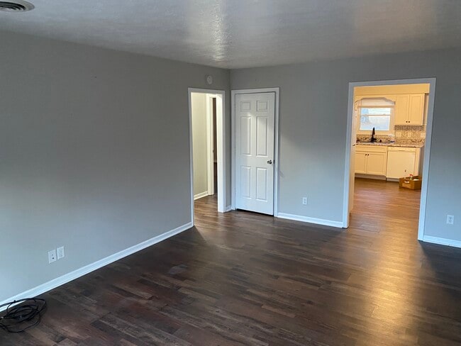 sala de estar - 3718 Creekside Ct