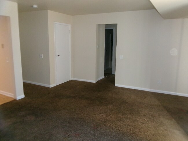 Photo - 3130 Blue Rock Rd Unit Apt 2