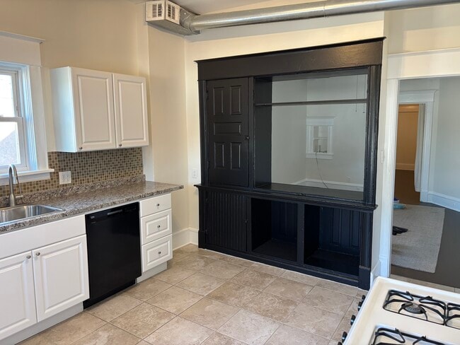 216 S 2nd St Unit 2