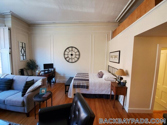 Photo - 235 Beacon St Unit 3