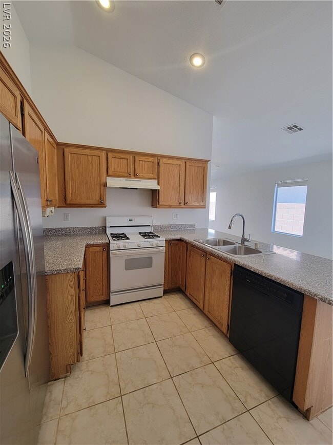Photo - 7445 Tumbling St