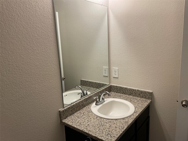 Building Photo - 326 Rd 5138