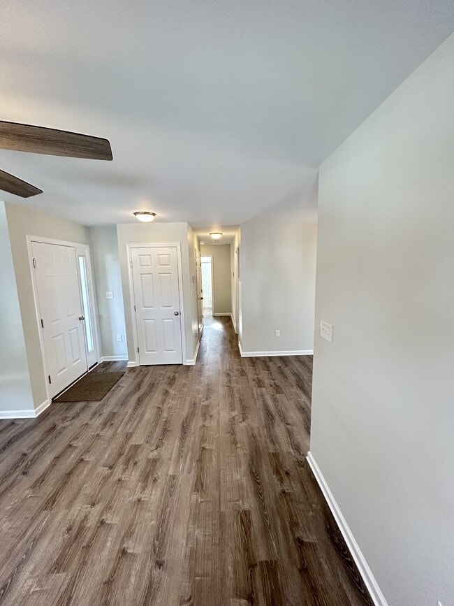 Photo - 435 Wakefield Dr