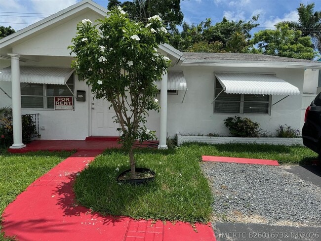 Building Photo - 4564 NW 16th Ave