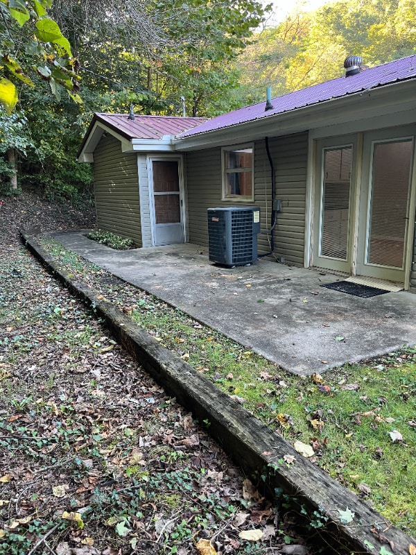 Photo - 4078 Rosemount Rd