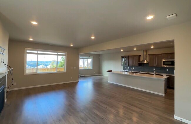 4420 235th Pl SE