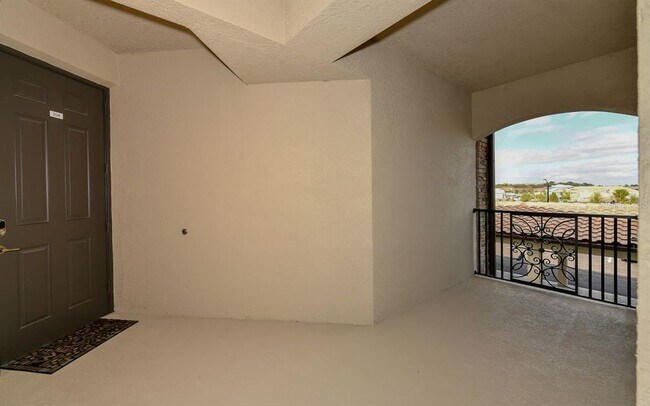 Photo - 17006 Vardon Ter Unit 208