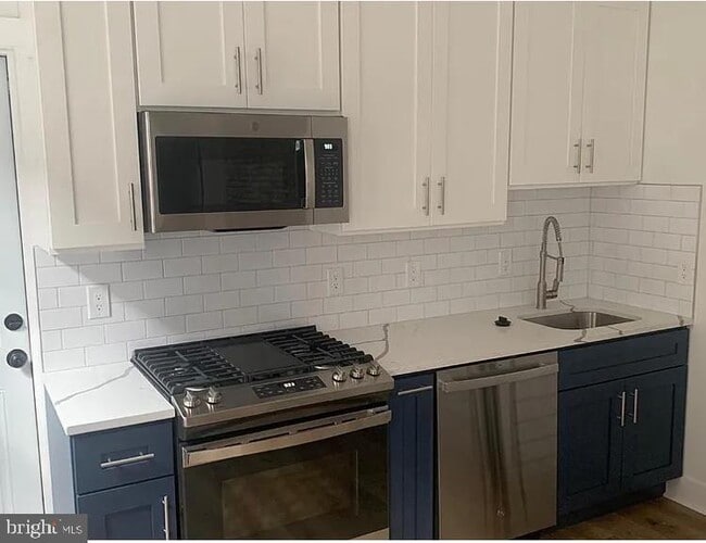 Photo - 2124 E Somerset St