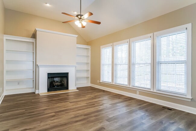 Photo - 8537 Battery Crest Ln