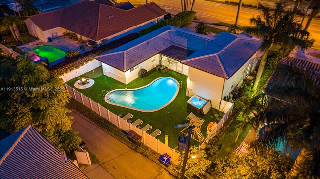 Photo - 1241 Hollywood Blvd