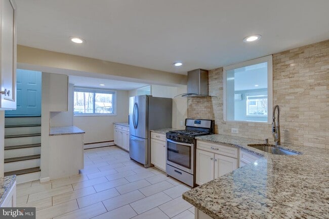 Photo - 1206 Riggs Ct