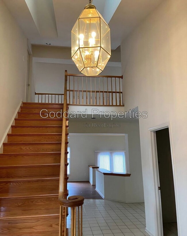 10225 Club House Court