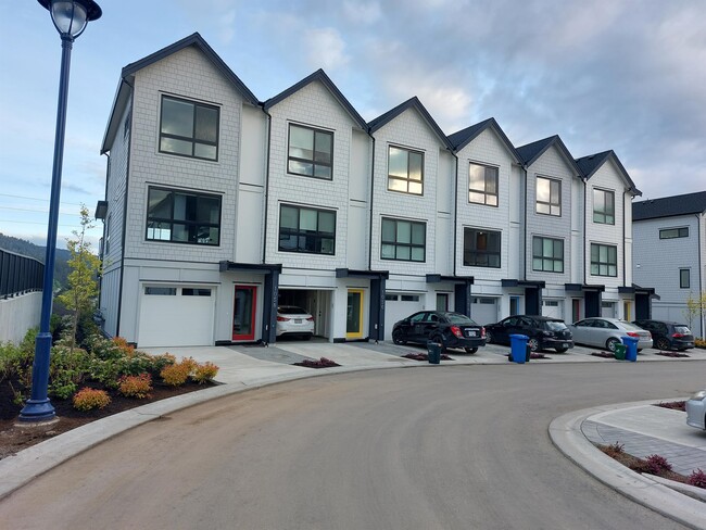 Building Photo - 1052 Boxcar Cl