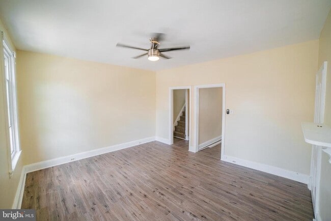 2427 E Allegheny Ave Unidad 2