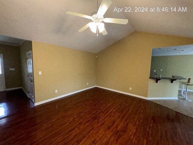 Photo - 2725 Millmann Rd