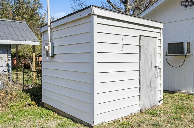 Photo - 3 Bedroom 2 Bathroom Springfield, MO
