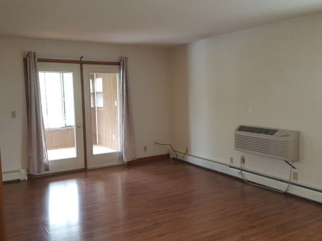 Building Photo - 1315 College St Unit Apt A