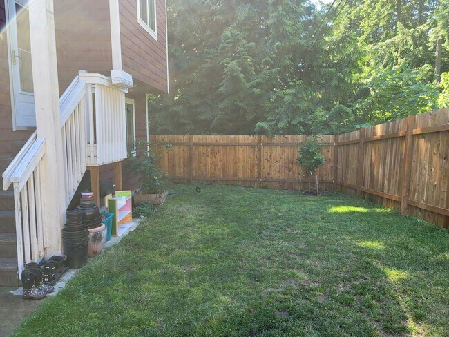 Photo - 4 Bedroom Home in Great Kingston Location!