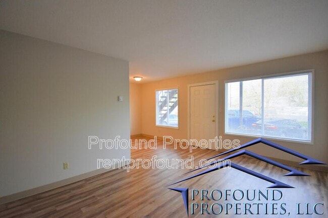 Photo - 706 NE 99th Ave