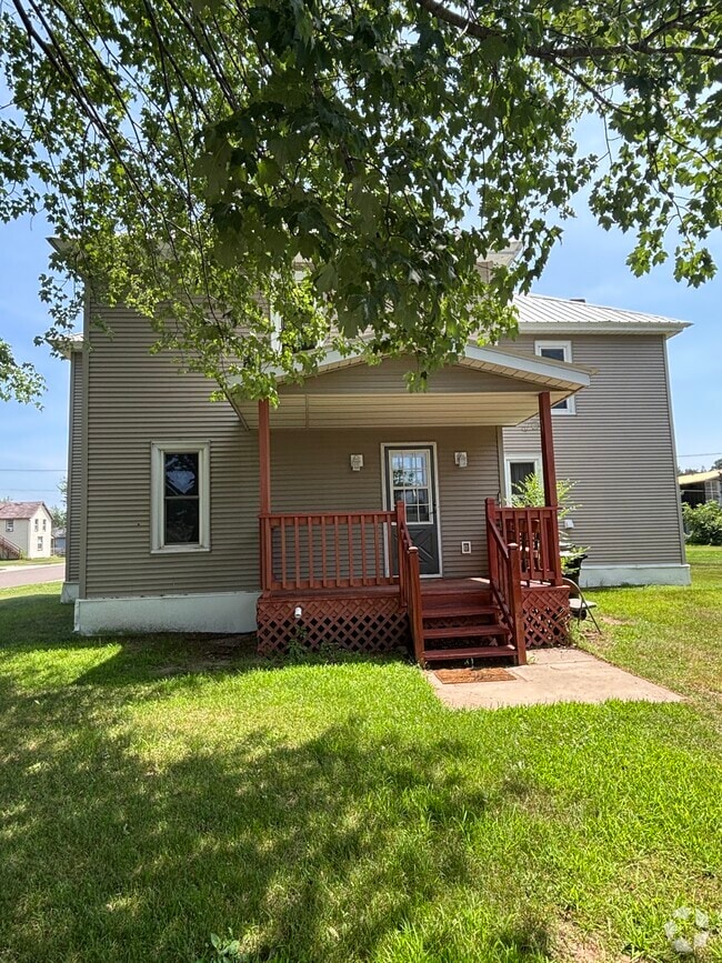 Building Photo - 303 Cobban St Unit Upper Rental