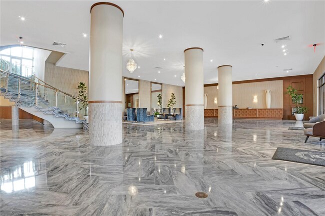 Photo - 5401 Collins Ave Unidad 431