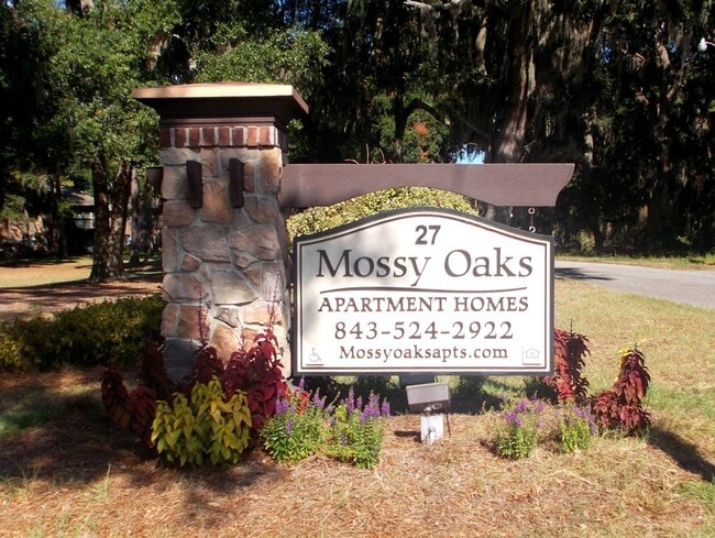 Mossy Oaks Village