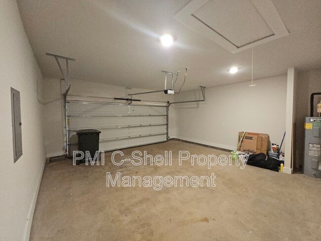 Photo - 6047 Twenty One Oaks Dr