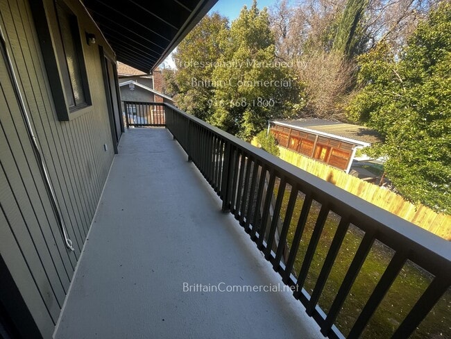 Photo - 6531 Lake Park Dr