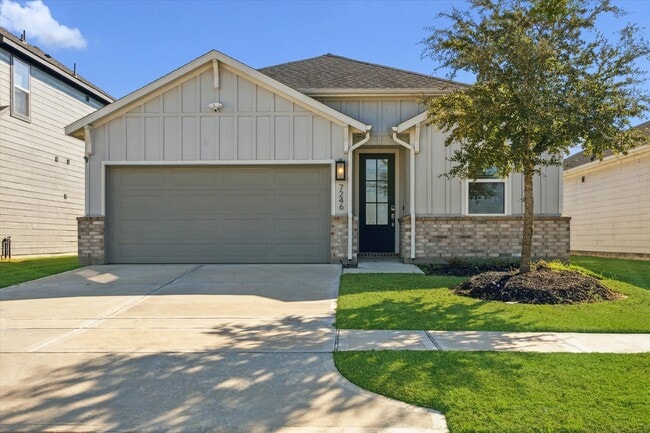 Building Photo - 7246 Greenbriar Bnd Ct