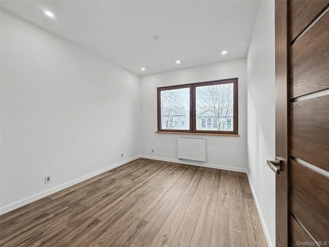 Photo - 71-11 72nd St Unit 2