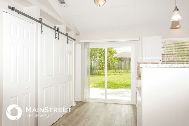 Photo - 394 Sherman St SE Casa