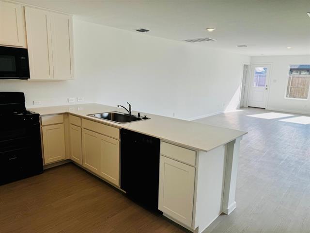 Photo - 1123 Barbary Flds St