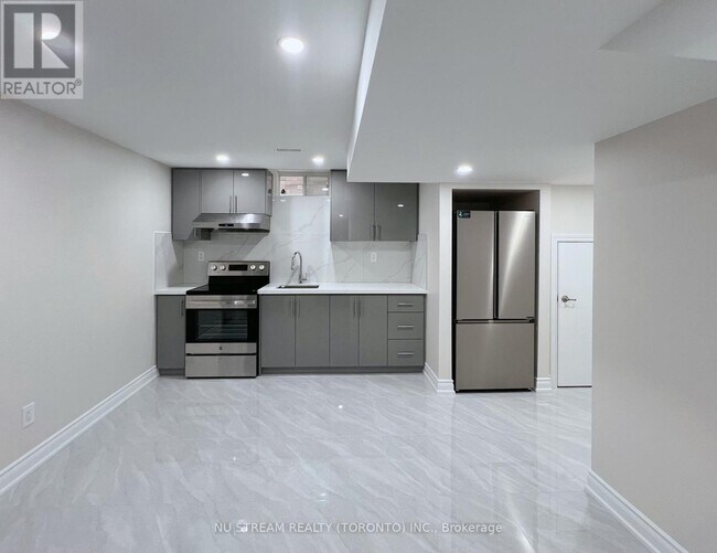 Photo - 133 Jinnah Ave