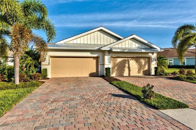 Photo - 14792 Edgewater Cir Rental