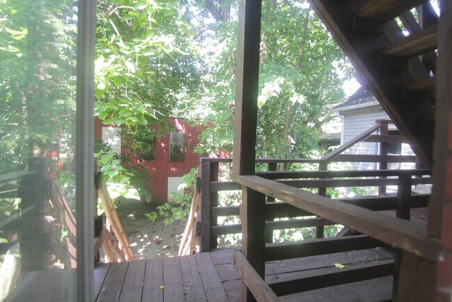 Photo - 303 West St Unit 2