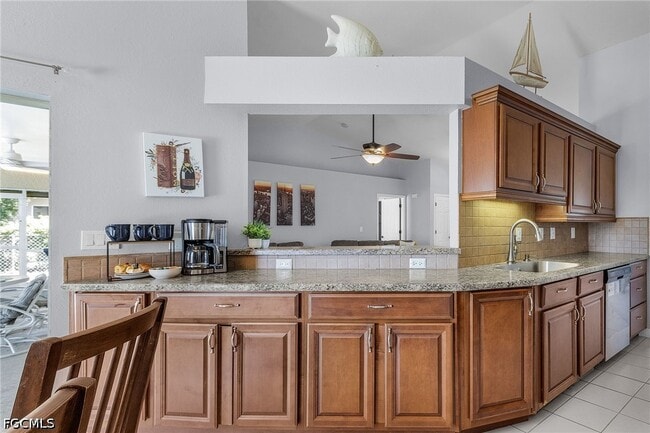 Photo - 508 SE 9th Pl