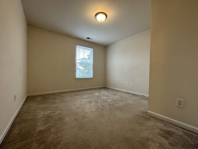 Photo - 2204 Historic Cir