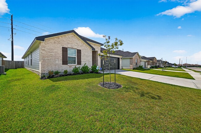 Building Photo - 8730 Shumard Oak Dr Rental