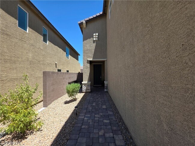 2990 Overlook Brk St