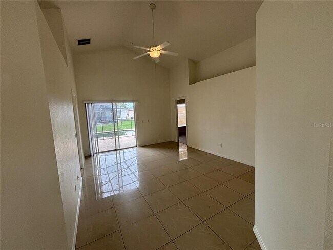 Photo - 1025 Tourmaline Dr