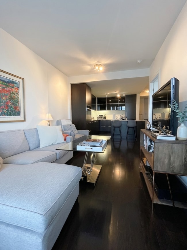 Photo - 170 Avenue Rd Unité 207