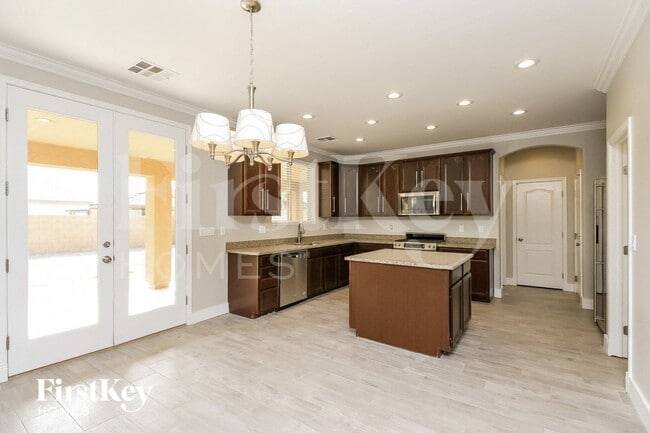 Photo - 837 E Cierra Cir